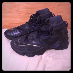 Lebron 13 - Black and Gold